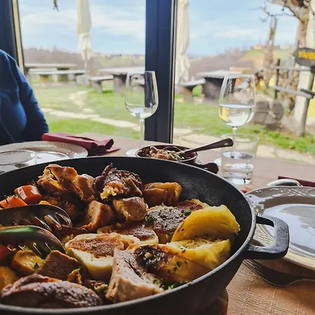 Farm stay Turisticna Kmetija Puklavec Zasavci