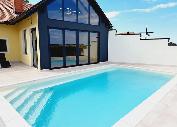 Turisticna Kmetija Puklavec Bauernhof