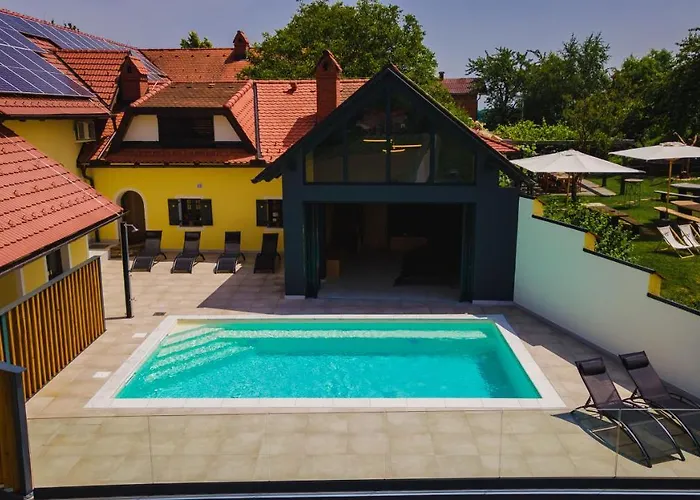 Turisticna Kmetija Puklavec Bauernhof